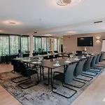Witte Berken Natuurhotel فندق 4*