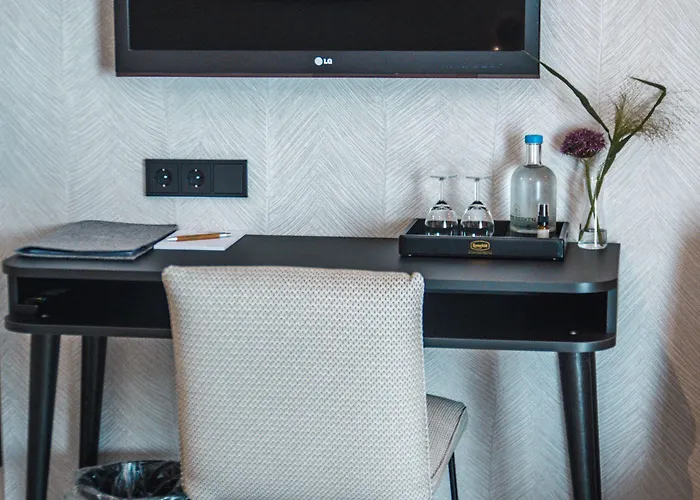 Witte Berken Natuurhotel إبّ