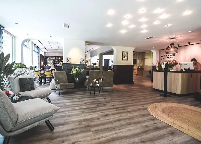 Witte Berken Natuurhotel ホテル 4*